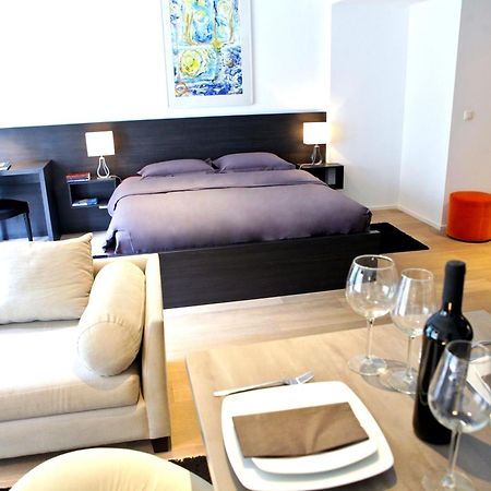 Flat Moliere Appartement Brussel Buitenkant foto
